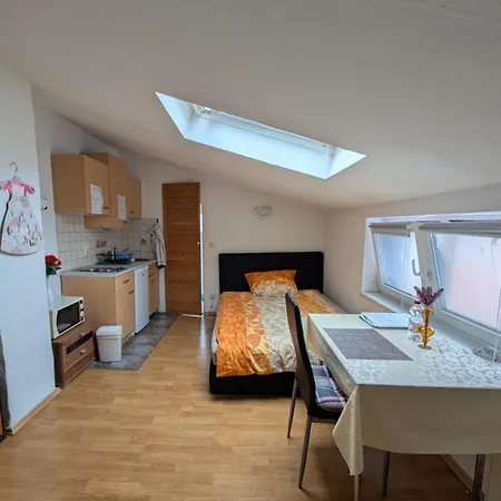 Fuer 1-2 Personen Im Herzen *